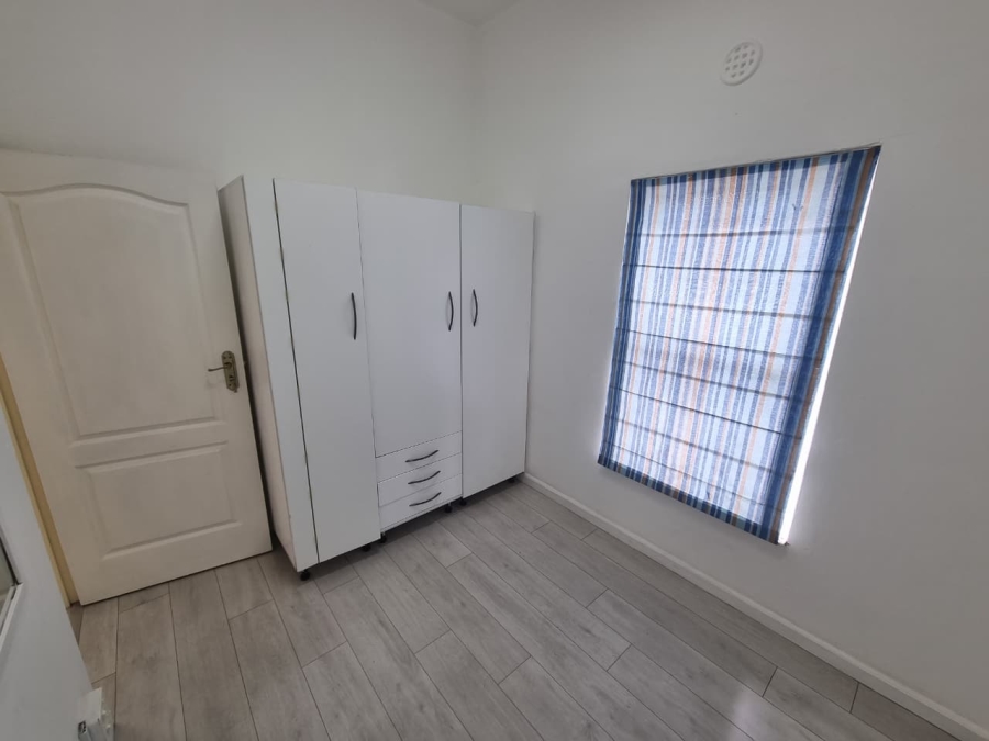 2 Bedroom Property for Sale in Wynberg Western Cape